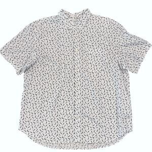 Old Navy Men's White W/Gecko Print Classic Slim Fit Button Down Shirt - SIZE XXL